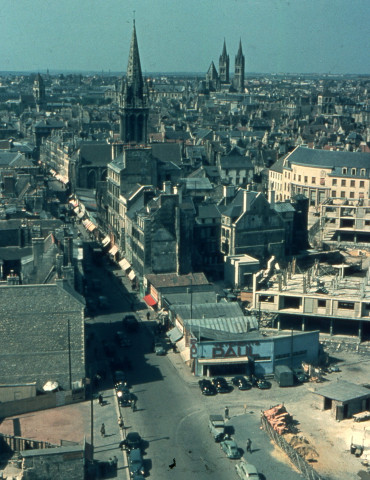 Rue Saint-Pierre, Caen. Photo André Minard