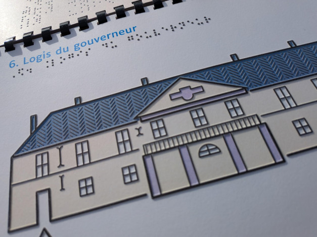Carnet de visite tactile - château de Caen