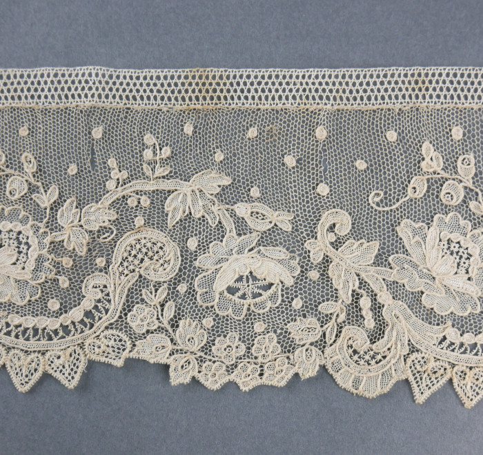 Dentelle 19e siècle