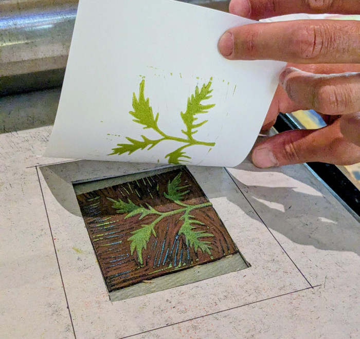 Dans l'atelier du graveur